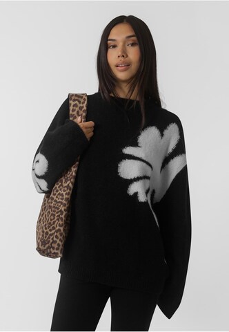 OH APRIL Trui 'Edina' in Zwart: voorkant