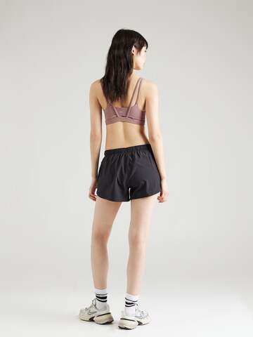 Regular Pantalon de sport new balance en noir