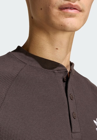 T-Shirt ADIDAS ORIGINALS en marron