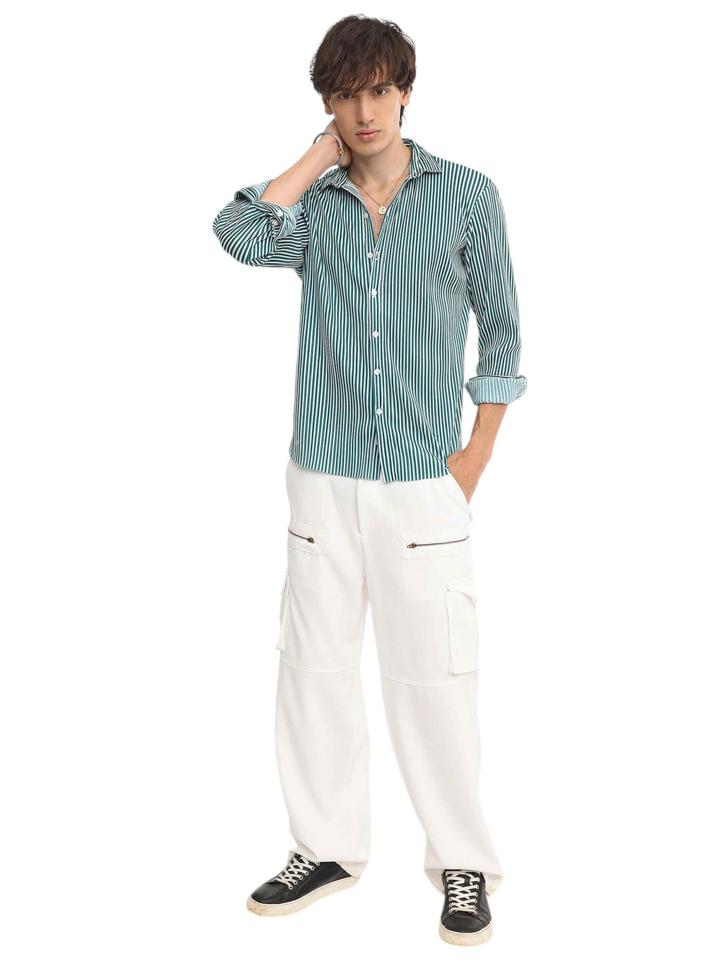 zaļš Campus Sutra Standarta piegriezums Krekls ' Zelia '