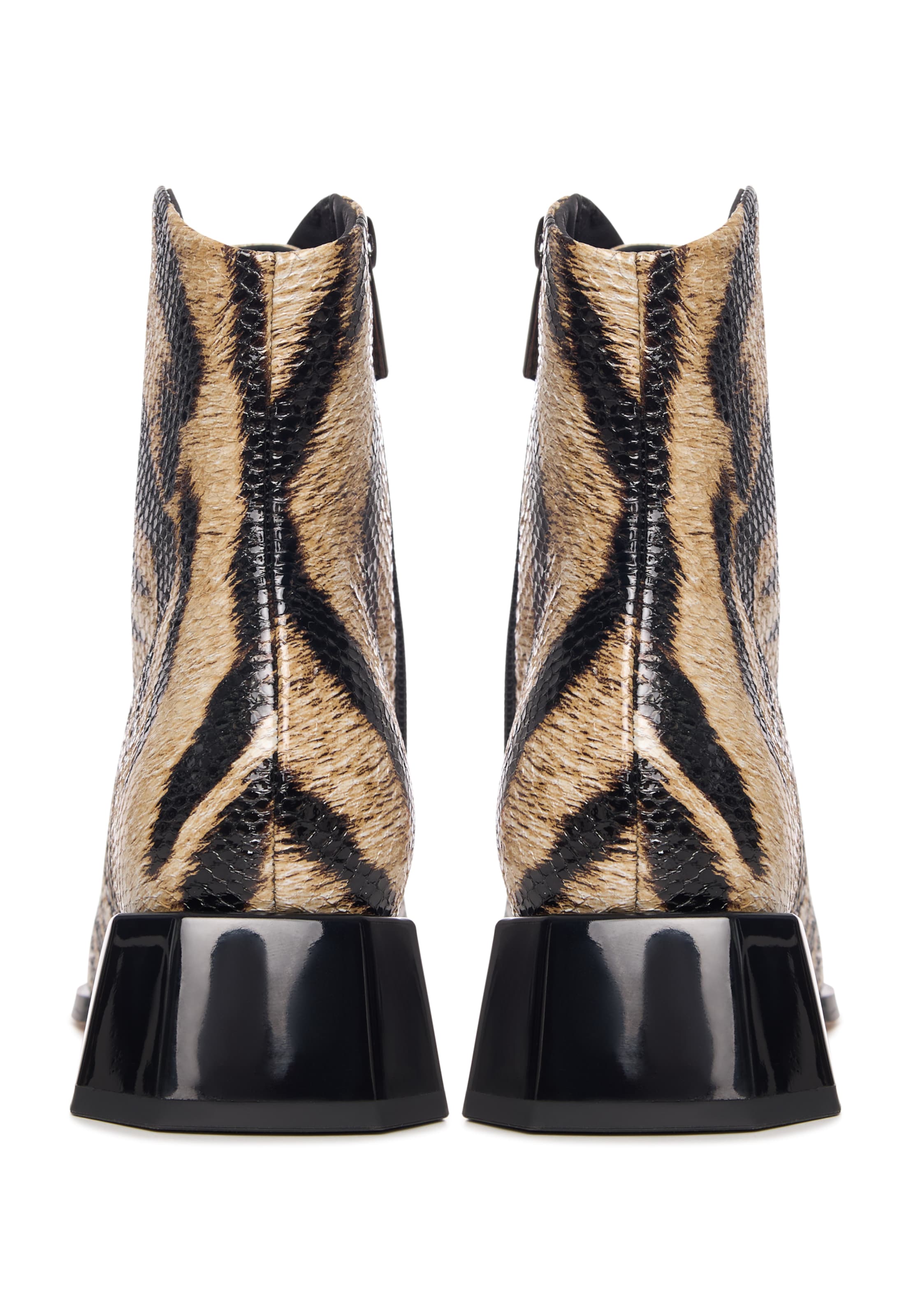 Bottines à lacets CESARE GASPARI en marron