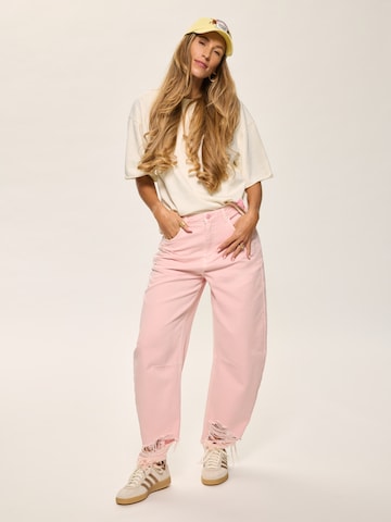 Kamila Šikl Cap in Yellow