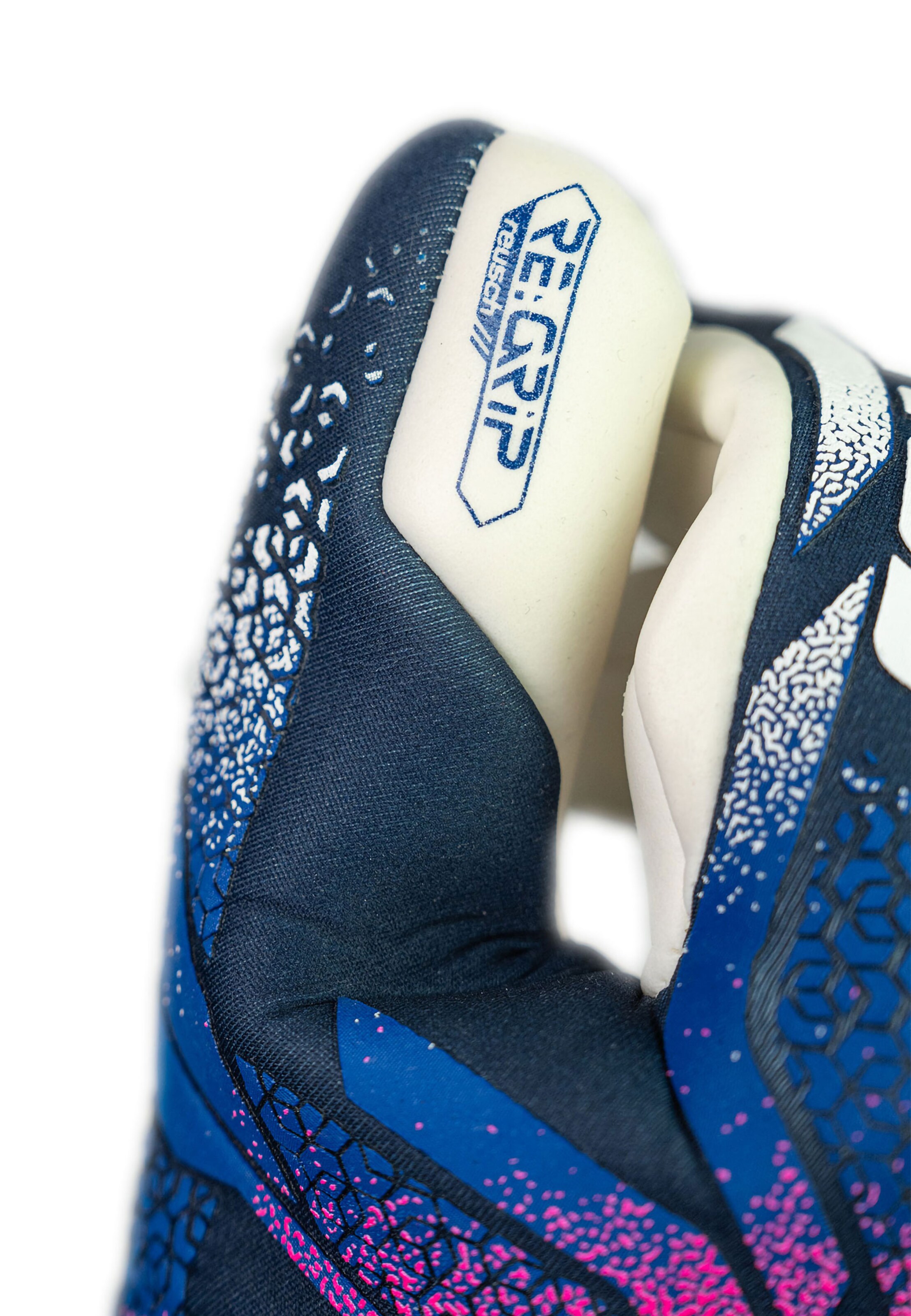 REUSCH Athletic Gloves 'Attrakt Re:Grip' in Blue