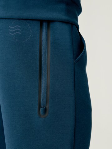 Regular Pantalon de sport ' Yangtse ' Born Living Yoga en bleu