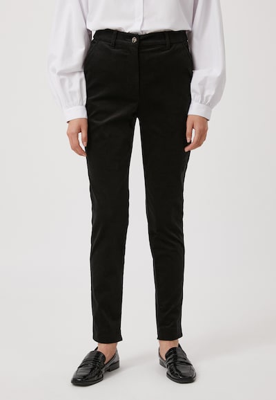 Finn Flare Stoffhose in schwarz, Modelansicht