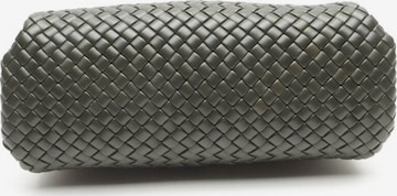 Bottega Veneta Clutch One Size in Grün