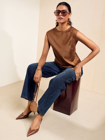 Friends Like These Blouse in Bruin