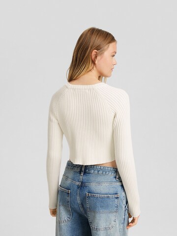 Bershka Pullover in Weiß