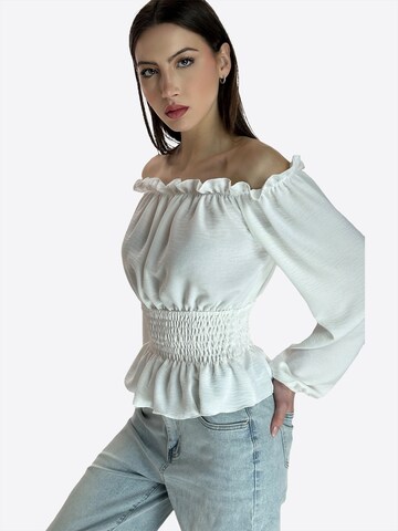 Elara Bluse in Weiß