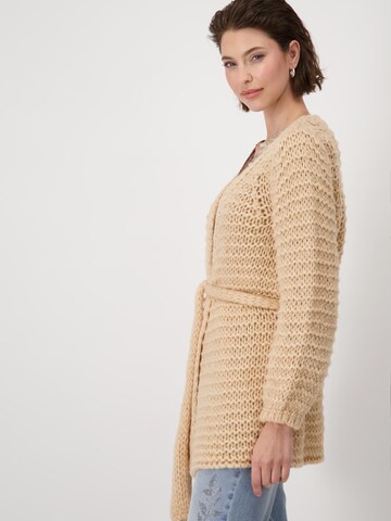Giacchetta di monari in beige