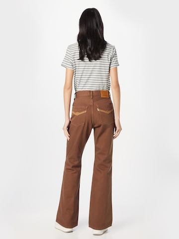 LEVI'S ® - Flared Calças de ganga 'Movin On 70s High Flare' em castanho