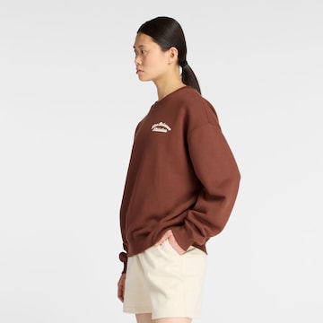 new balance Sweatshirt 'Heritage' in Bruin