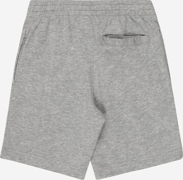 Regular Pantalon Nike Sportswear en gris