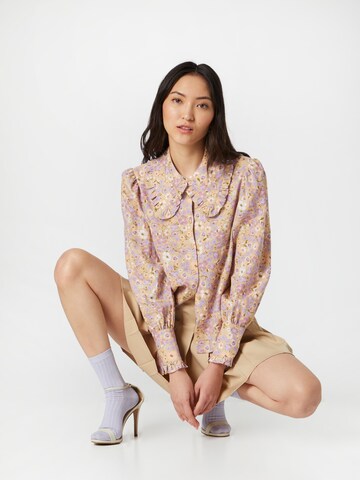 Daahls by Emma Roberts exclusively for ABOUT YOU Блузка в Лиловый