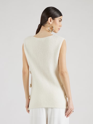 Tops en tricot 'Chani' Hoermanseder x About You en blanc