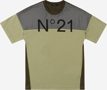 N°21 - Camiseta en verde: frente