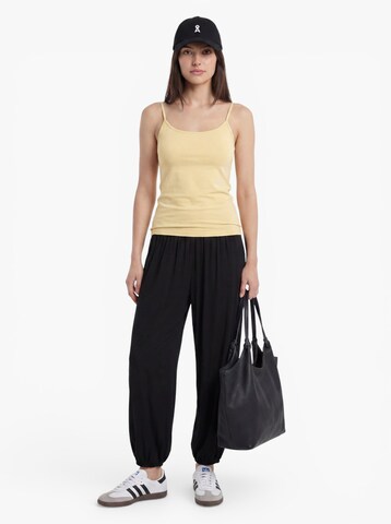 VERO MODA Tapered Hose 'VMPernille'' in Schwarz