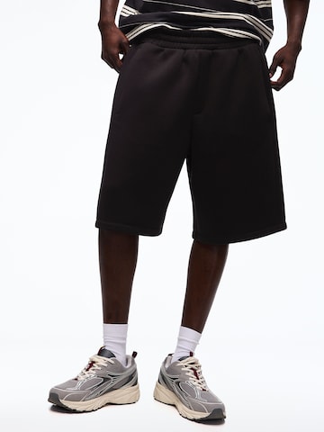 Bershka Loosefit Kalhoty – šedá: přední strana