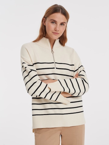 OPUS Sweater 'Peyra' in White: front