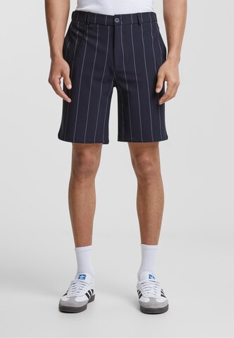 2Y Premium Regular Trousers in Blue: front