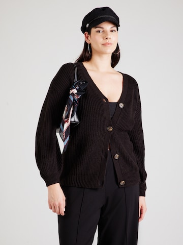 Vero Moda Curve Strickjacke in Schwarz: Vorderseite