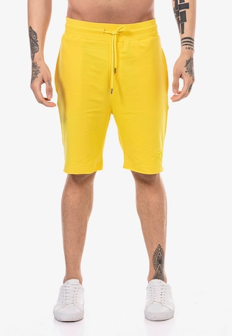 Redbridge Pants 'Lincoln' in Yellow: front