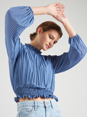 Sublevel Blouse in Blue: front