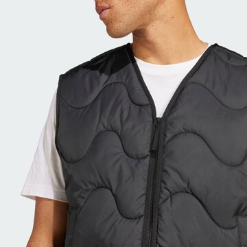 ADIDAS SPORTSWEAR Urheiluliivi 'Nuganic' värissä musta