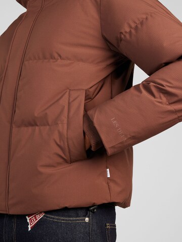 Veste fonctionnelle 'Madden' Les Deux en marron