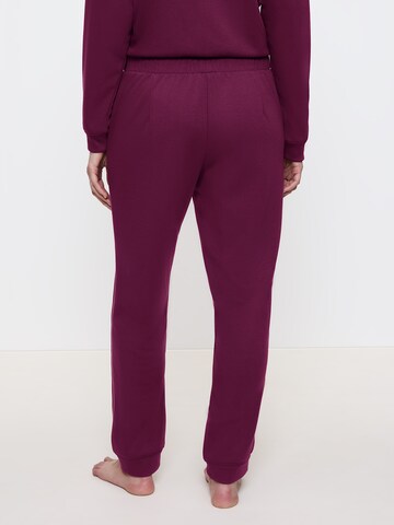 Pantalon de pyjama ' MyWear Lounge Trousers ' TRIUMPH en rouge