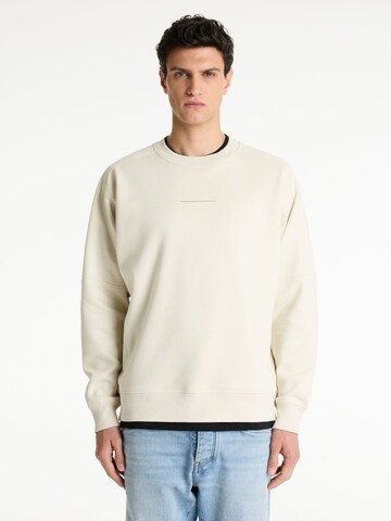 CHASIN' Sweatshirt 'Ido' in White: front