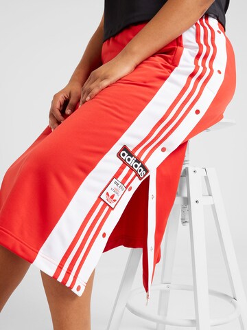 ADIDAS ORIGINALS - Falda 'ADIBREAK' en rojo