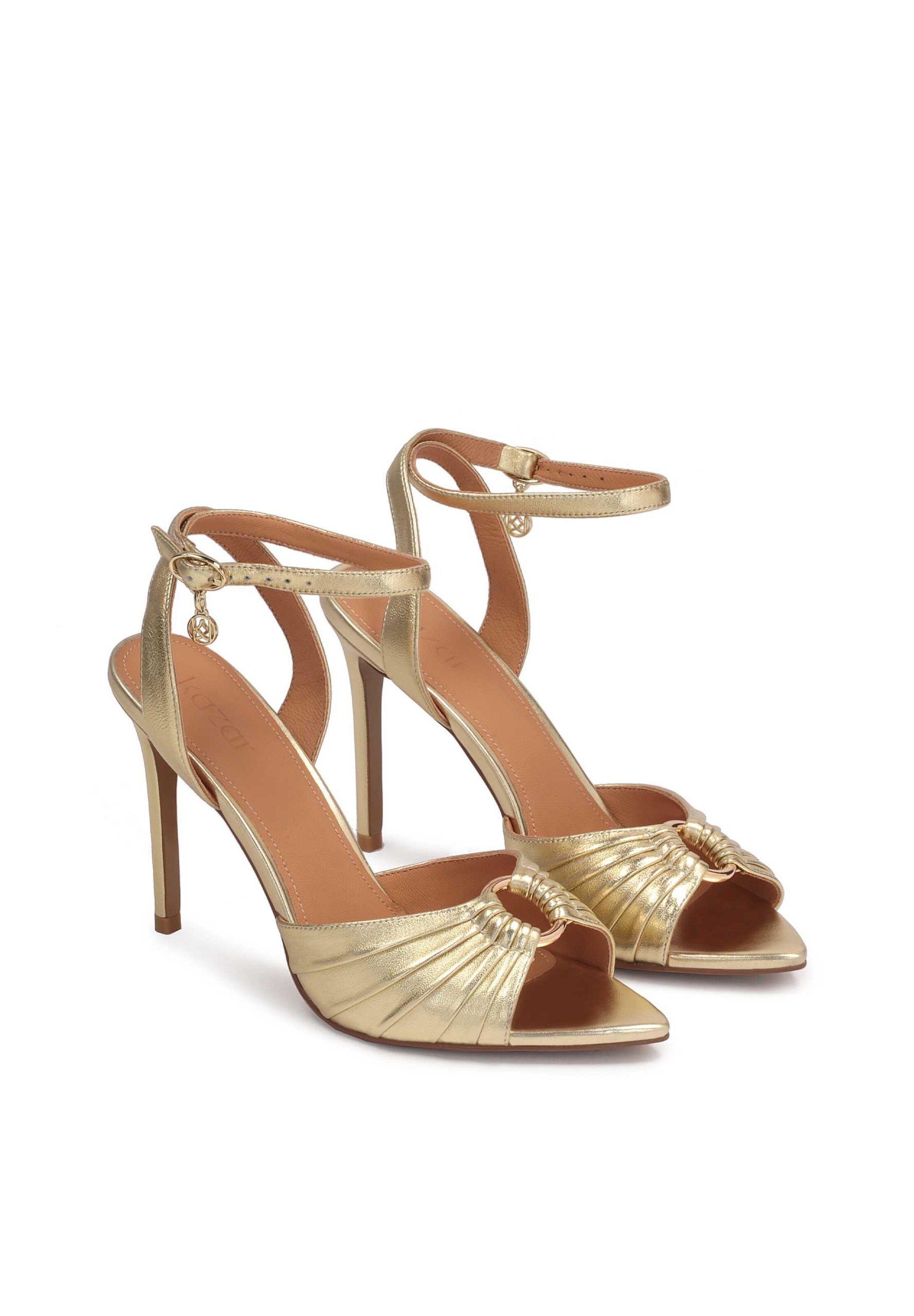 Kazar Sandały z rzemykami w kolorze złoty