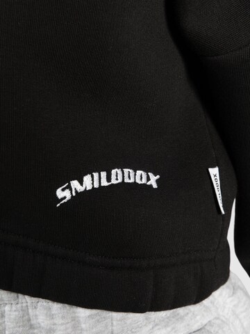 Smilodox Zip-Up Hoodie 'Rayna' in Black