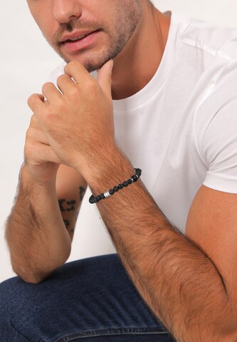 KUZZOI Bracelet in Black: front