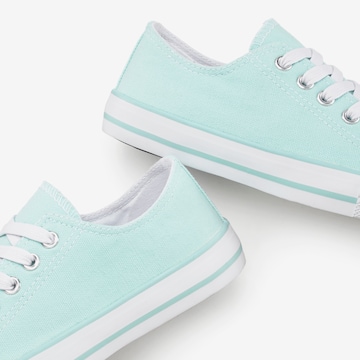 LASCANA Sneakers laag in Groen