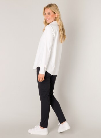 BASE LEVEL Blouse in White