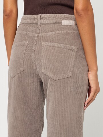 Gang Vat Broek '94VIA' in Bruin
