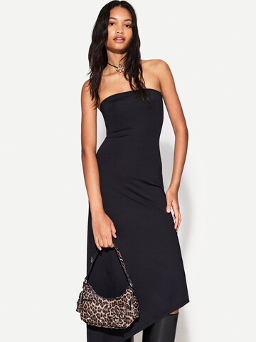 Bershka Shoulder bag in Brown