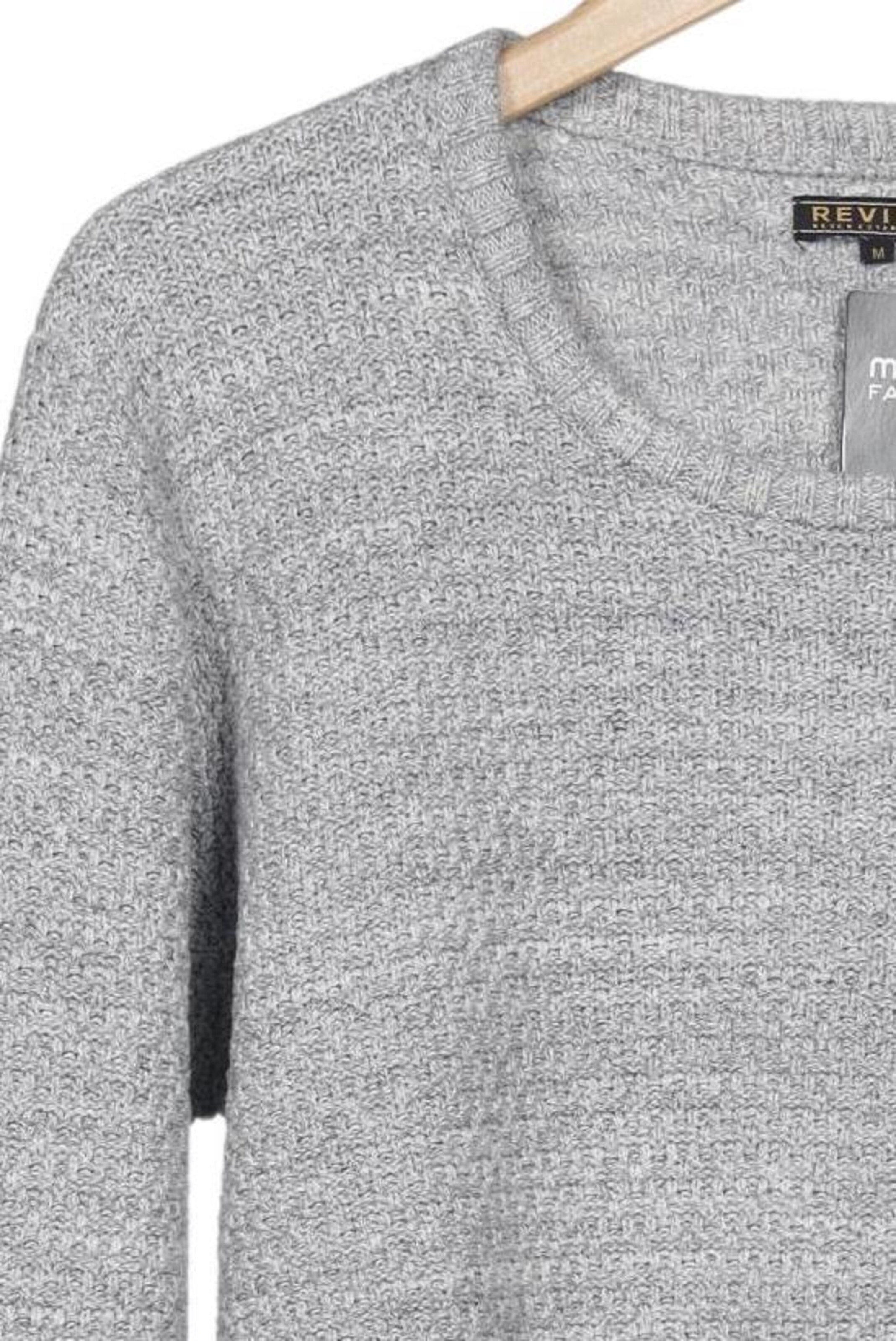 Review Sweater & Cardigan in M in Grey