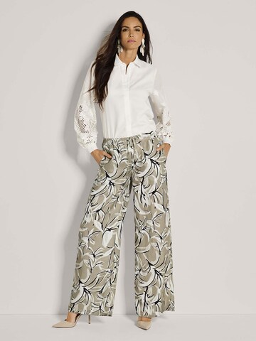 MADELEINE Loosefit Hose in Grau