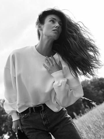 Felpa 'Lanea' di RÆRE by Lorena Rae in bianco
