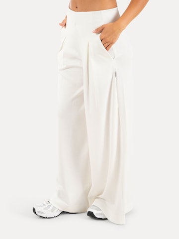 Smilodox Wide leg Broek 'Vanea' in Wit