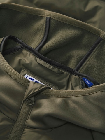 Jack & Jones Junior Between-Season Jacket 'JJEPERFECT' in Green