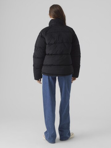 VERO MODA Between-Season Jacket in Black