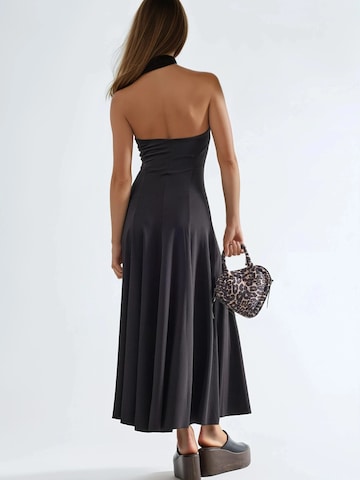 Qu Style - Vestido em preto
