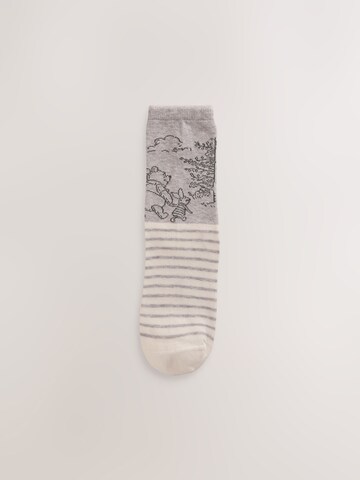 Next Sukat värissä beige