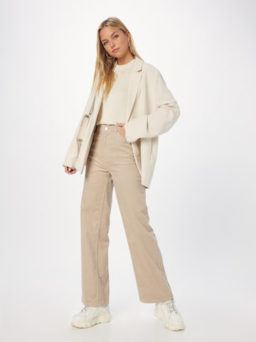 Monki Regular Hose in Beige