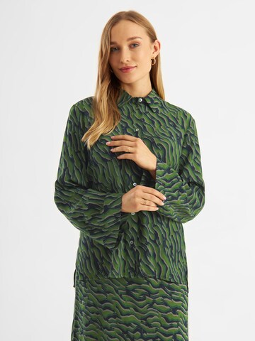 Jascha Stockholm Blouse 'New Wide' in Green: front