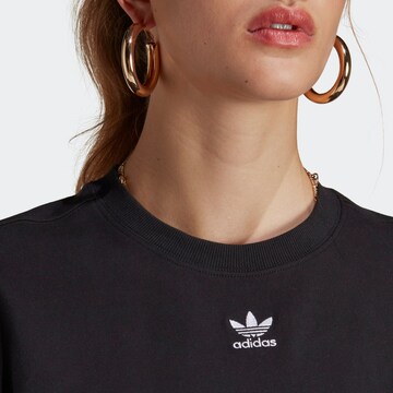 juoda ADIDAS ORIGINALS Marškinėliai 'Adicolor Essentials'